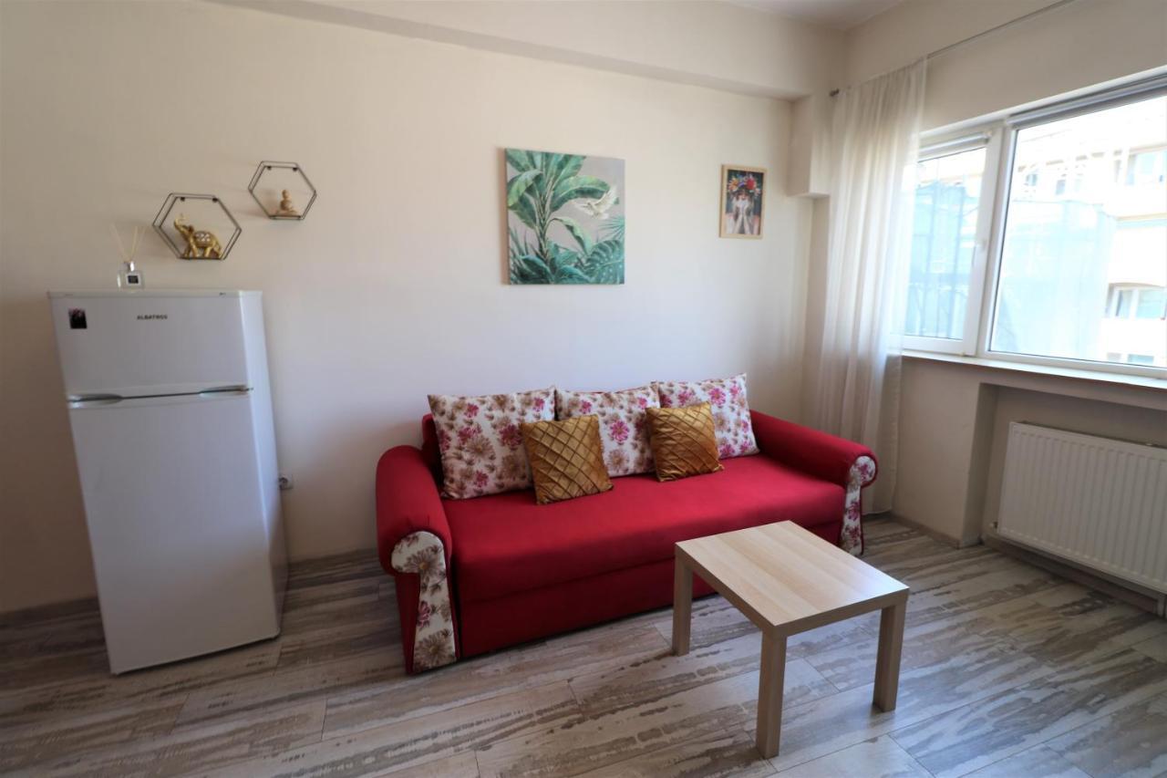 Charming Cozy Apartment - Old Town - Free Minibar Bucureşti Ngoại thất bức ảnh